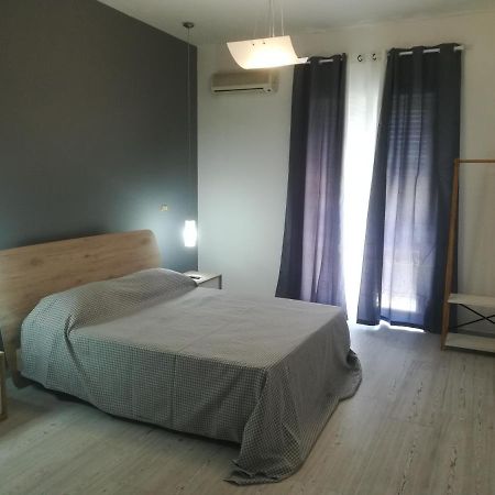 Home Mazzei Piazza Bilotti โกเซนซา ภายนอก รูปภาพ