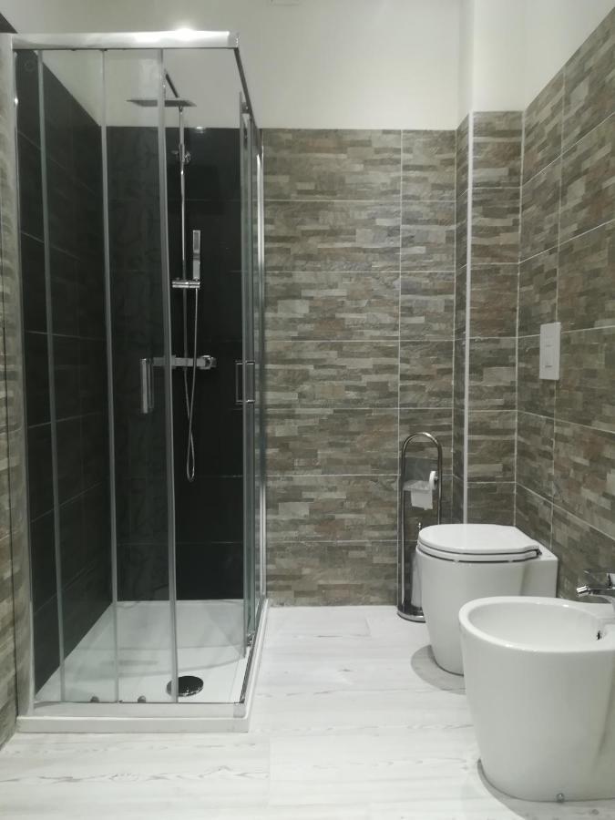 Home Mazzei Piazza Bilotti โกเซนซา ห้อง รูปภาพ